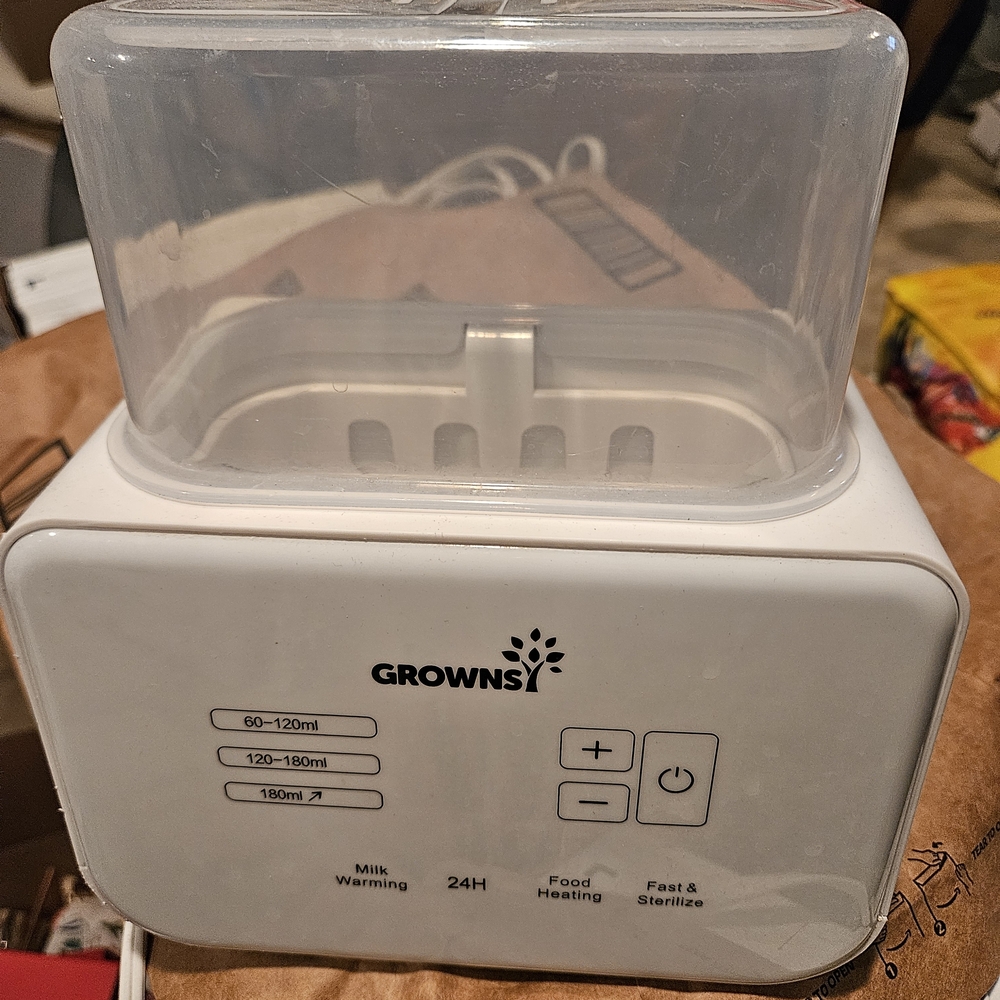 White Baby Bottle Sterilizer/Milk Warm
